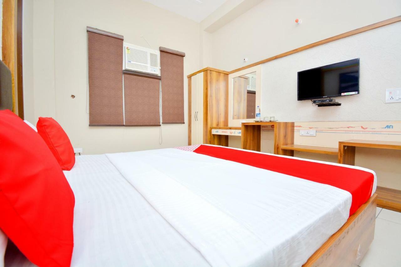 Hôtel Oyo 40699 Grand Sokhi à Tarn Taran Extérieur photo
